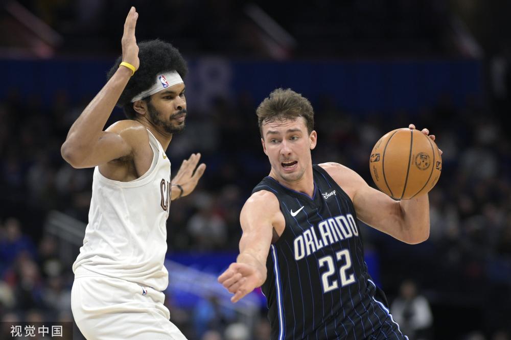 引了众多顶 引了众多顶