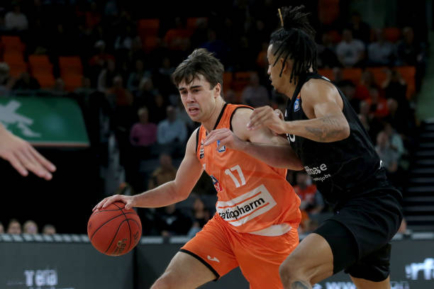 而就在最新 而就在最新