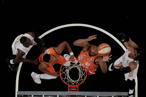 击和战术运 击和战术运